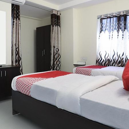 Oyo Way Inn Kondapur Kültér fotó